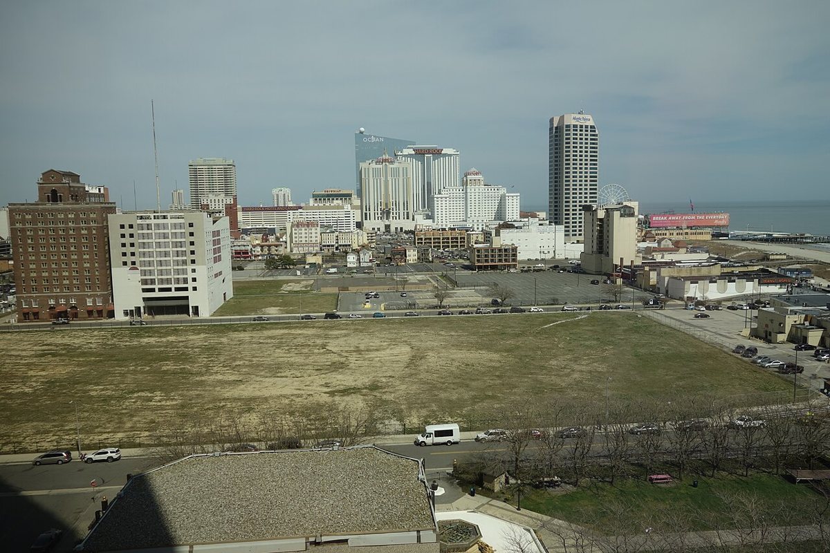 the Atlantic City New Jersey skyline and shoreline
